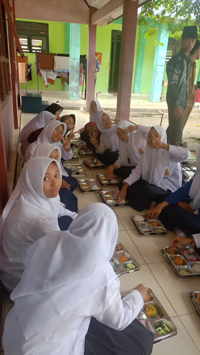 Foto SMP Islam Plus Sabilun Najah
